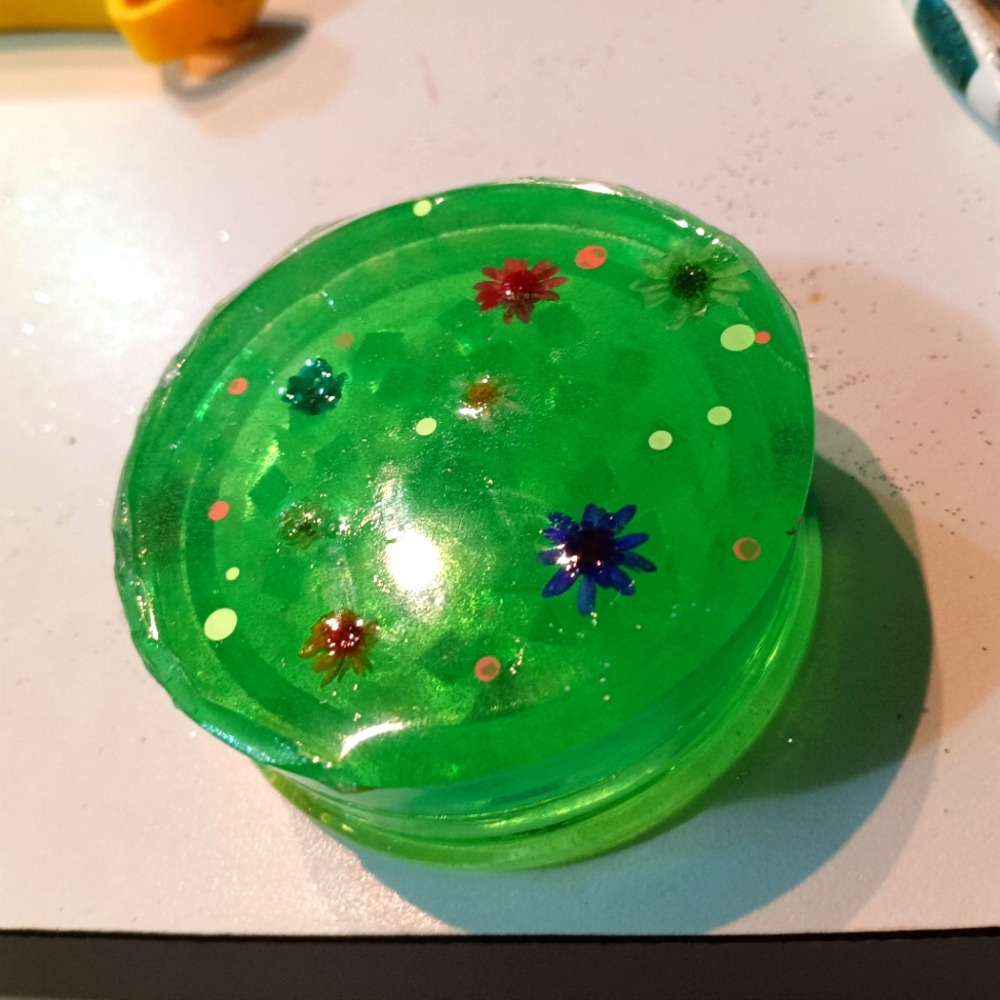 Grinder for herbs